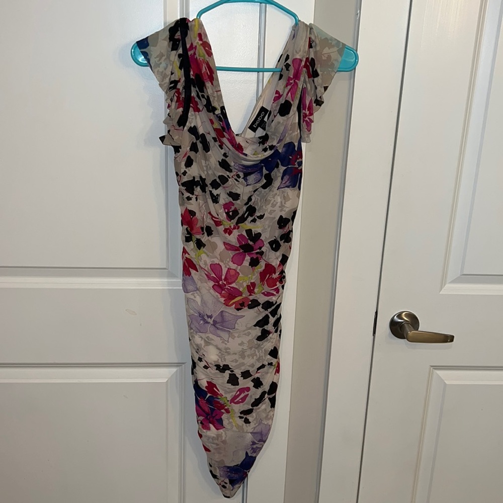 Bebe floral dress size xs